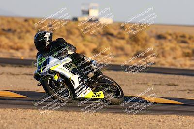 media/Nov-17-2024-CVMA (Sun) [[1fec520723]]/Race 17-Amateur Supersport Middleweight/